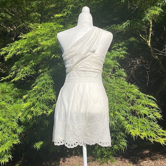 ROMPER by ENDLESS ROSE WHITE EYELET NEW! - Picture 3 of 11